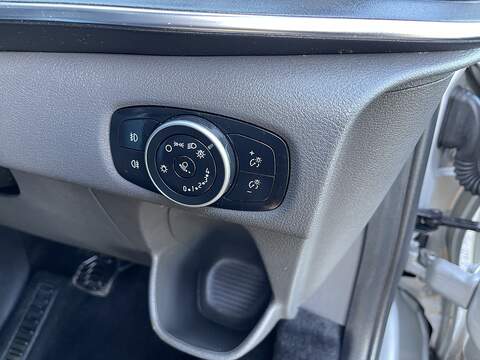 Ford Tourneo Custom 2.0 320 EcoBlue Titanium Auto L2 Euro 6 (s/s) 5dr - U357