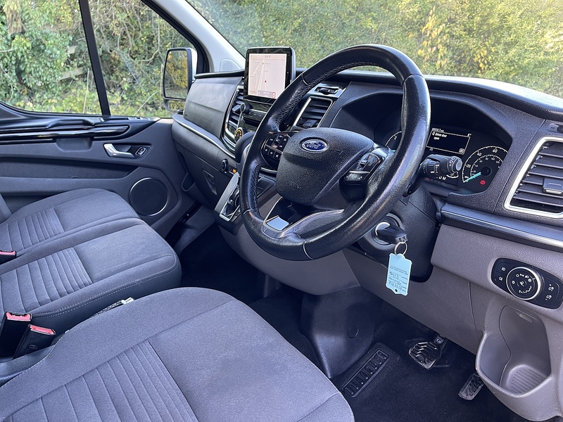 Ford Tourneo Custom 2.0 320 EcoBlue Titanium Auto L2 Euro 6 (s/s) 5dr - U357