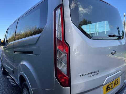 Ford Tourneo Custom 2.0 320 EcoBlue Titanium Auto L2 Euro 6 (s/s) 5dr - U357