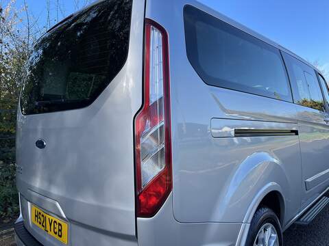 Ford Tourneo Custom 2.0 320 EcoBlue Titanium Auto L2 Euro 6 (s/s) 5dr - U357