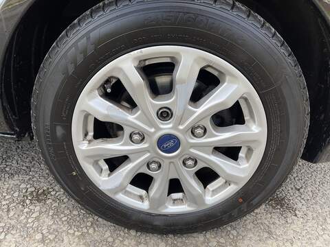 Ford Tourneo Custom 2.0 320 EcoBlue Titanium Auto L2 Euro 6 (s/s) 5dr - U360