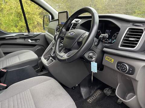 Ford Tourneo Custom 2.0 320 EcoBlue Titanium Auto L1 Euro 6 (s/s) 5dr - U361