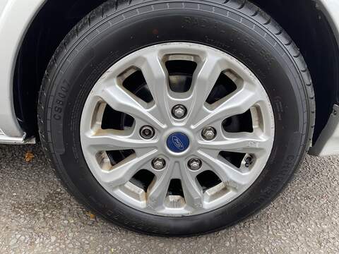 Ford Tourneo Custom 2.0 320 EcoBlue Titanium Auto L1 Euro 6 (s/s) 5dr - U361