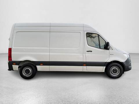 Mercedes-Benz eSprinter 55kWh Progressive Auto FWD L2 H2 5dr 20kW Charger - U362