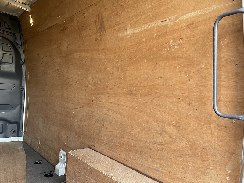 Mercedes-Benz eSprinter 55kWh Progressive Auto FWD L2 H2 5dr 20kW Charger - U362