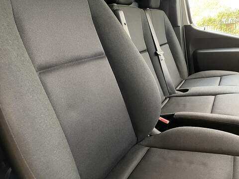 Mercedes-Benz eSprinter 55kWh Progressive Auto FWD L2 H2 5dr 20kW Charger - U362