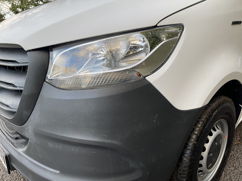 Mercedes-Benz eSprinter 55kWh Progressive Auto FWD L2 H2 5dr 20kW Charger - U362