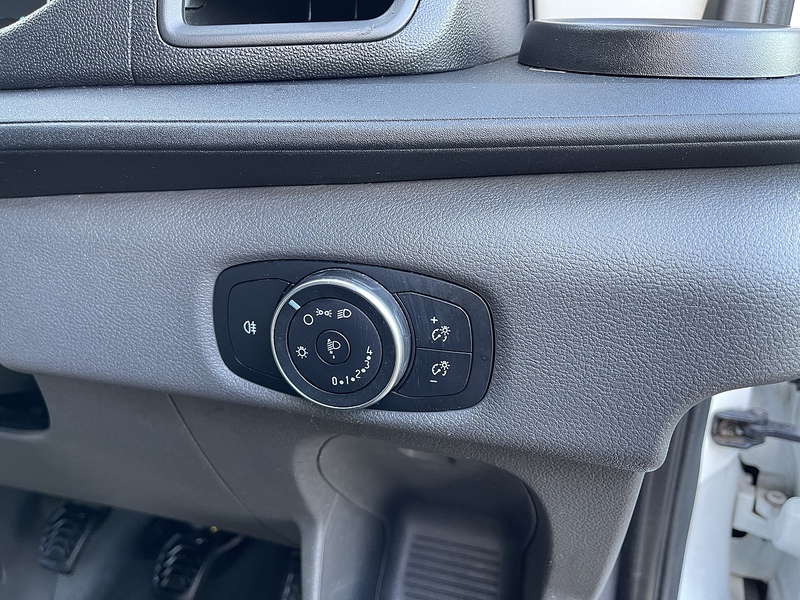 Ford Transit 2.0 350 EcoBlue Leader RWD L3 H2 Euro 6 (s/s) 5dr - U364