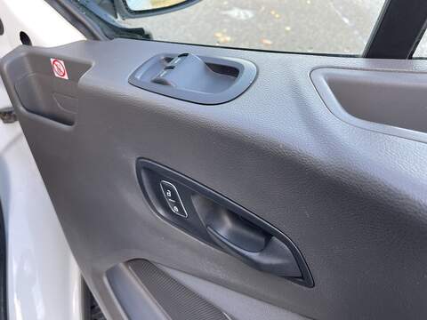 Ford Transit 2.0 350 EcoBlue Leader RWD L3 H2 Euro 6 (s/s) 5dr - U364