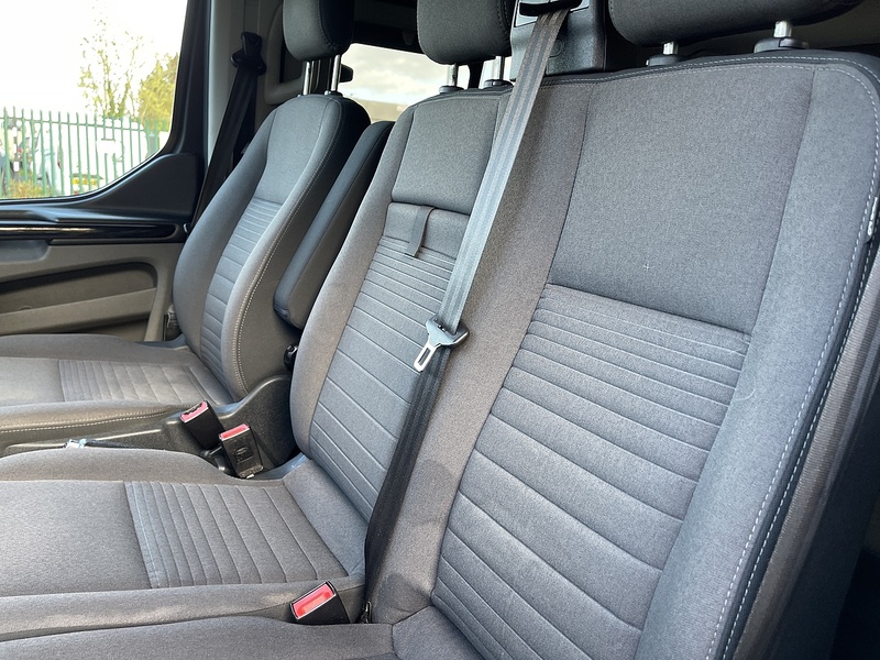 Ford Tourneo Custom 2.0 320 EcoBlue Titanium Auto L2 Euro 6 (s/s) 5dr - U369