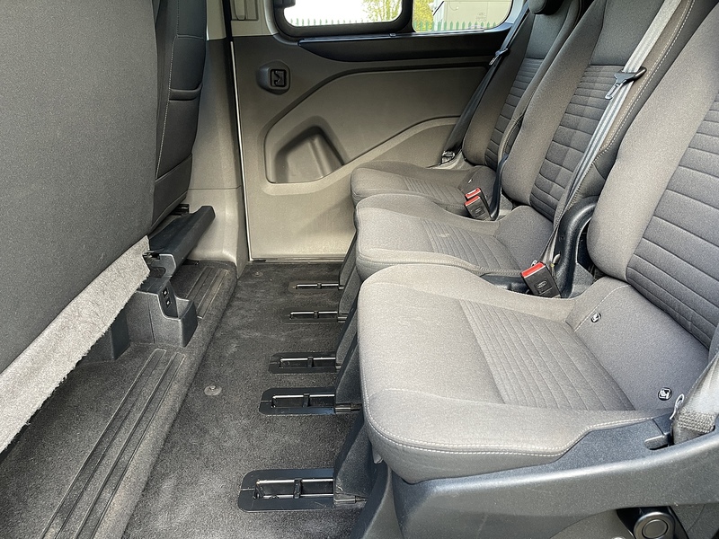 Ford Tourneo Custom 2.0 320 EcoBlue Titanium Auto L2 Euro 6 (s/s) 5dr - U369