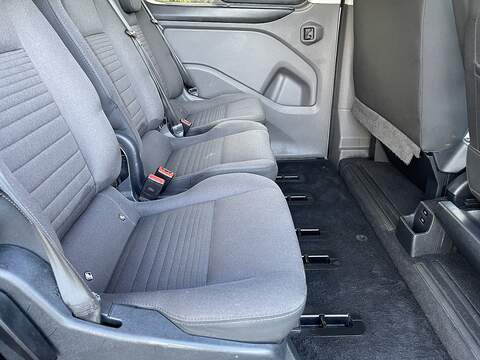 Ford Tourneo Custom 2.0 320 EcoBlue Titanium Auto L2 Euro 6 (s/s) 5dr - U369