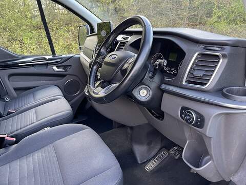 Ford Tourneo Custom 2.0 320 EcoBlue Titanium Auto L2 Euro 6 (s/s) 5dr - U369