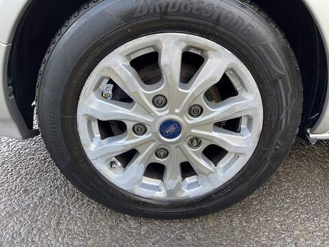 Ford Tourneo Custom 2.0 320 EcoBlue Titanium Auto L2 Euro 6 (s/s) 5dr - U369