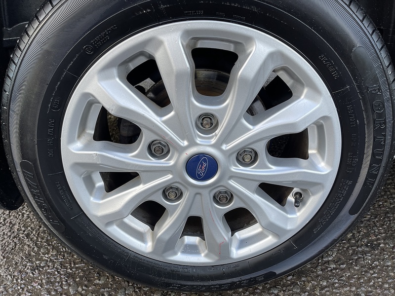 Ford Tourneo Custom 2.0 320 EcoBlue Titanium Auto L2 Euro 6 (s/s) 5dr - U369