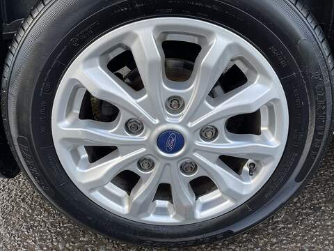 Ford Tourneo Custom 2.0 320 EcoBlue Titanium Auto L2 Euro 6 (s/s) 5dr - U369