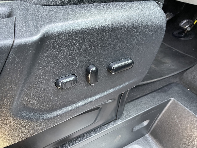 Ford Tourneo Custom 2.0 320 EcoBlue MHEV Titanium L2 Euro 6 (s/s) 5dr - U371