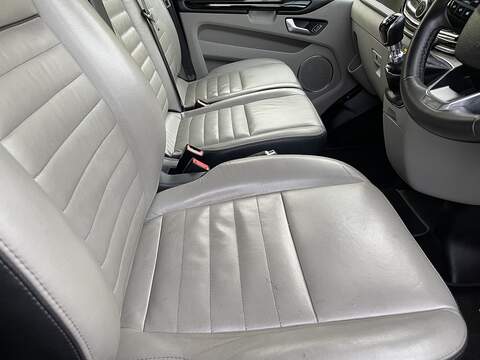 Ford Tourneo Custom 2.0 320 EcoBlue MHEV Titanium L2 Euro 6 (s/s) 5dr - U371