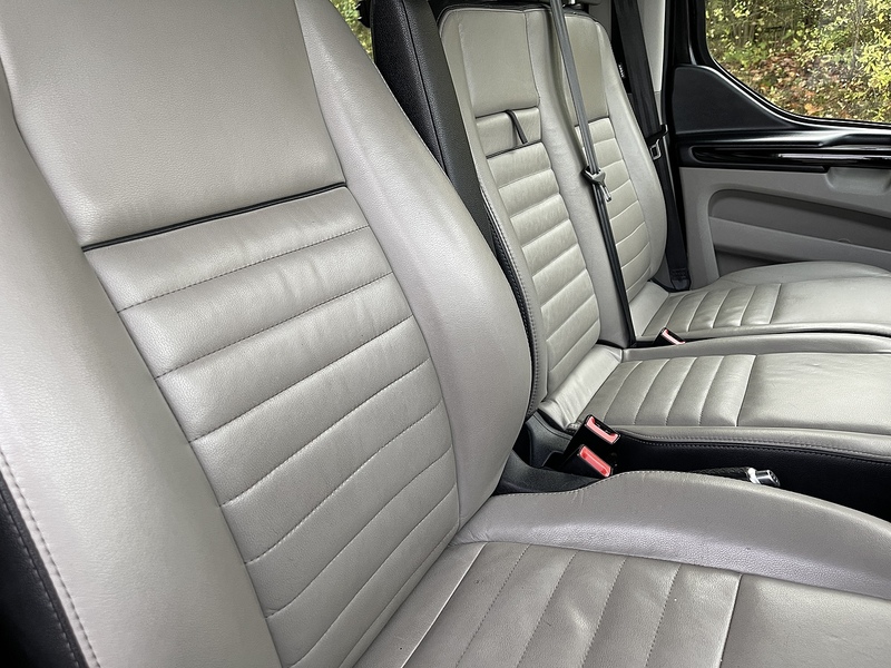 Ford Tourneo Custom 2.0 320 EcoBlue MHEV Titanium L2 Euro 6 (s/s) 5dr - U371