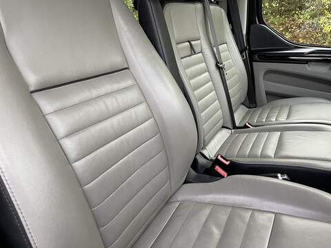 Ford Tourneo Custom 2.0 320 EcoBlue MHEV Titanium L2 Euro 6 (s/s) 5dr - U371