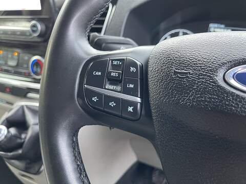 Ford Tourneo Custom 2.0 320 EcoBlue MHEV Titanium L2 Euro 6 (s/s) 5dr - U371