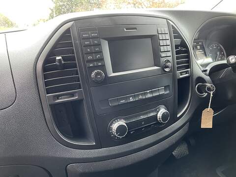 Mercedes-Benz Vito 2.0 119 CDI SELECT Tourer G-Tronic RWD L3 Euro 6 (s/s) 5dr - U373