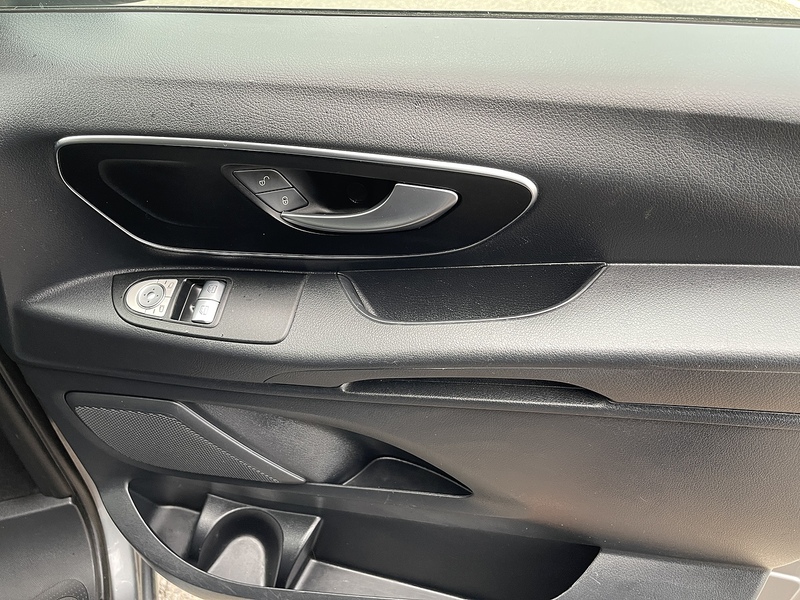 Mercedes-Benz Vito 2.0 119 CDI SELECT Tourer G-Tronic RWD L3 Euro 6 (s/s) 5dr - U373