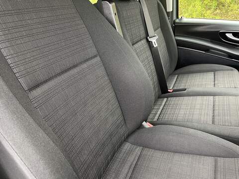 Mercedes-Benz Vito 2.0 119 CDI SELECT Tourer G-Tronic RWD L3 Euro 6 (s/s) 5dr - U373