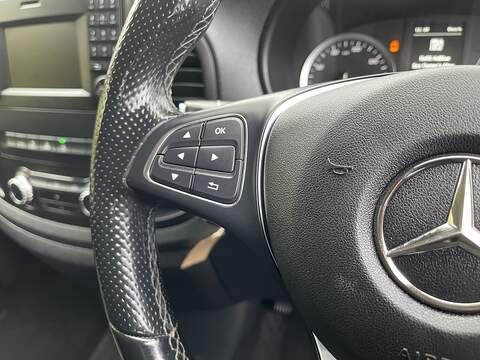 Mercedes-Benz Vito 2.0 119 CDI SELECT Tourer G-Tronic RWD L3 Euro 6 (s/s) 5dr - U373