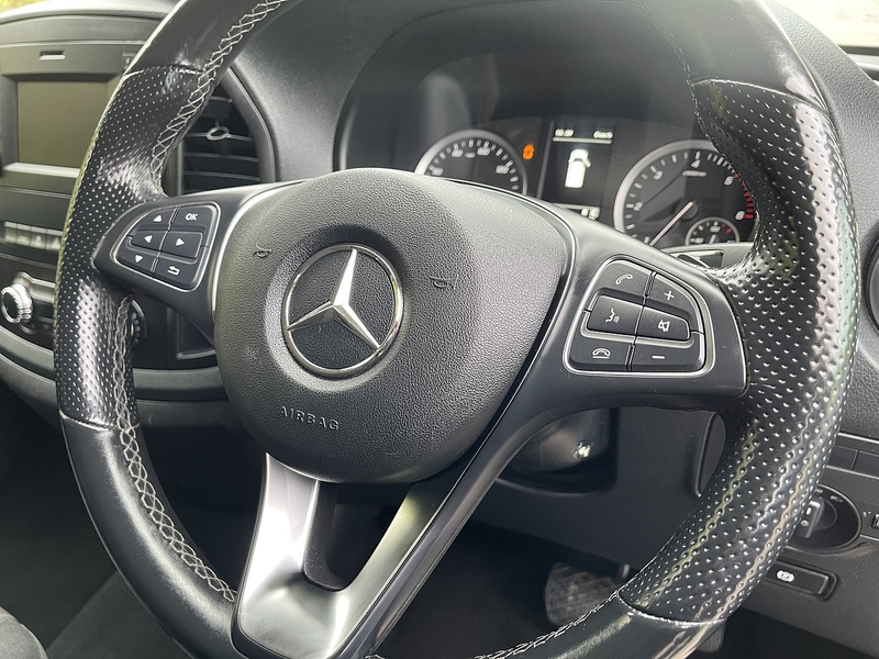 Mercedes-Benz Vito 2.0 119 CDI SELECT Tourer G-Tronic RWD L3 Euro 6 (s/s) 5dr - U373