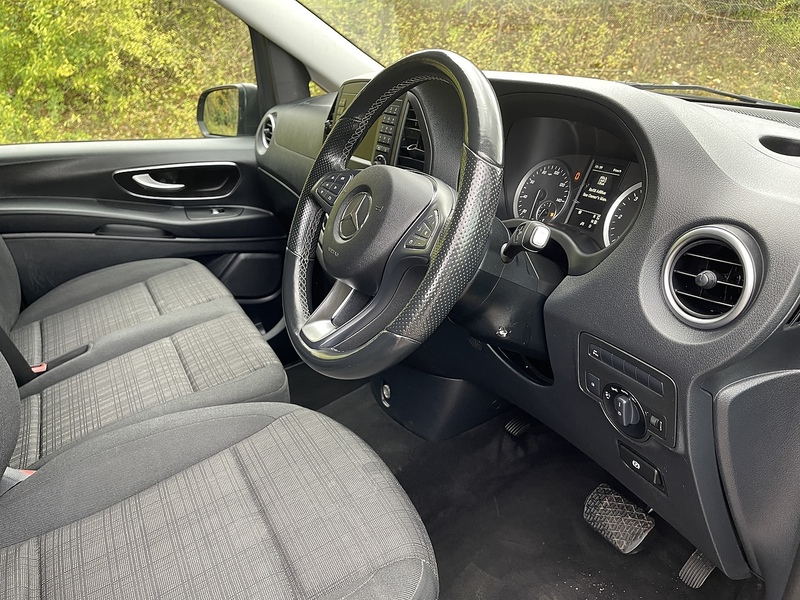 Mercedes-Benz Vito 2.0 119 CDI SELECT Tourer G-Tronic RWD L3 Euro 6 (s/s) 5dr - U373