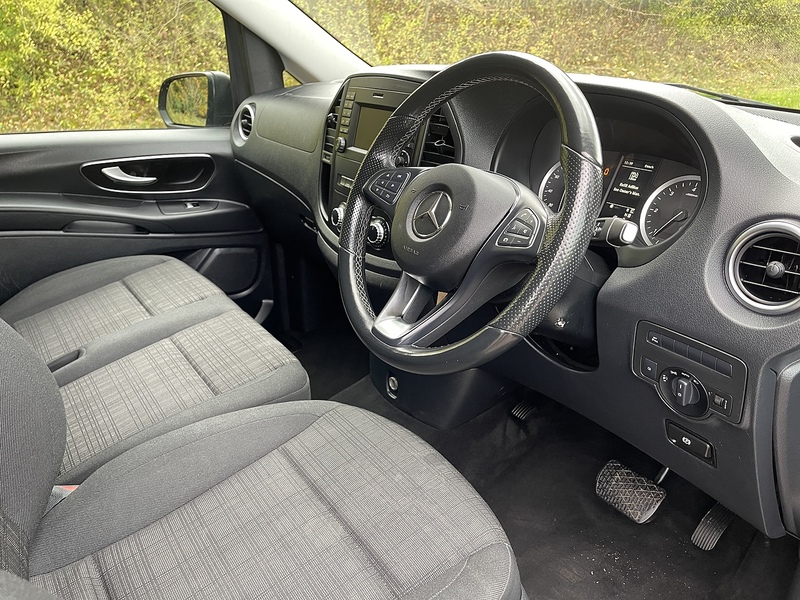 Mercedes-Benz Vito 2.0 119 CDI SELECT Tourer G-Tronic RWD L3 Euro 6 (s/s) 5dr - U373