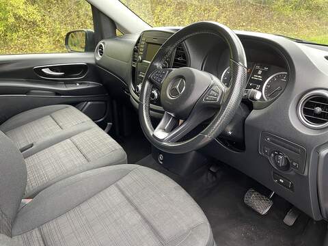 Mercedes-Benz Vito 2.0 119 CDI SELECT Tourer G-Tronic RWD L3 Euro 6 (s/s) 5dr - U373