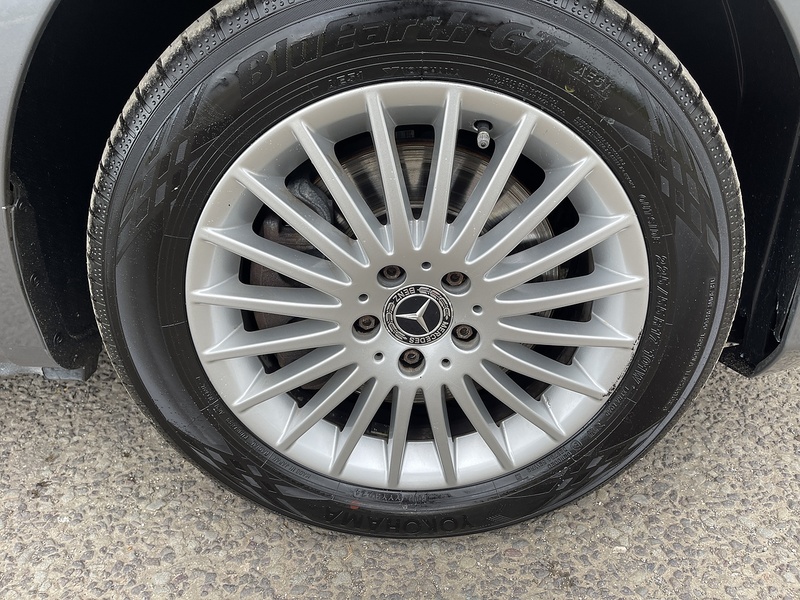 Mercedes-Benz Vito 2.0 119 CDI SELECT Tourer G-Tronic RWD L3 Euro 6 (s/s) 5dr - U373