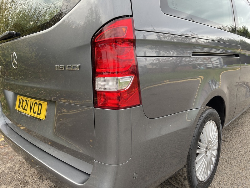 Mercedes-Benz Vito 2.0 119 CDI SELECT Tourer G-Tronic RWD L3 Euro 6 (s/s) 5dr - U373