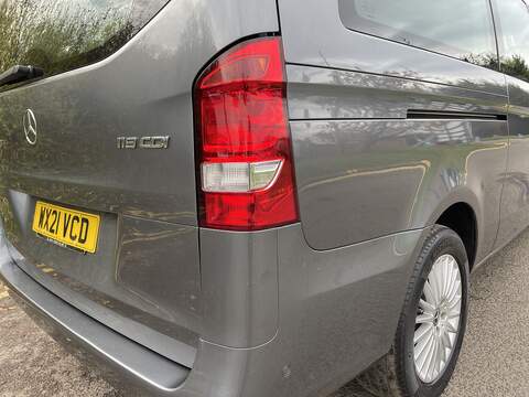 Mercedes-Benz Vito 2.0 119 CDI SELECT Tourer G-Tronic RWD L3 Euro 6 (s/s) 5dr - U373