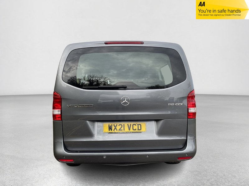 Mercedes-Benz Vito Vito SELECT Minibus 1 Automatic Diesel - U373