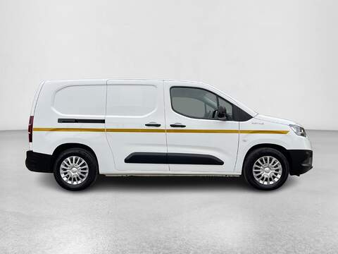 Toyota PROACE CITY 50kWh Icon Long Panel Van Auto LWB 5dr (7kW OBC) - U374