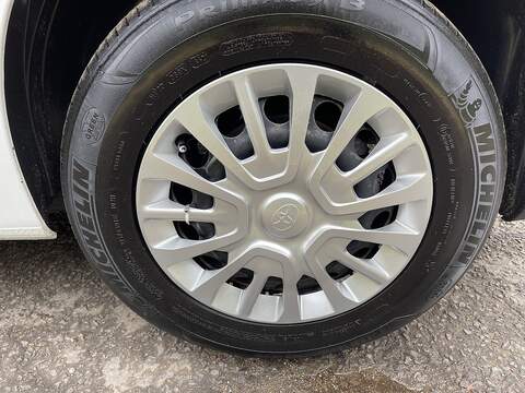 Toyota PROACE CITY 50kWh Icon Long Panel Van Auto LWB 5dr (7kW OBC) - U374