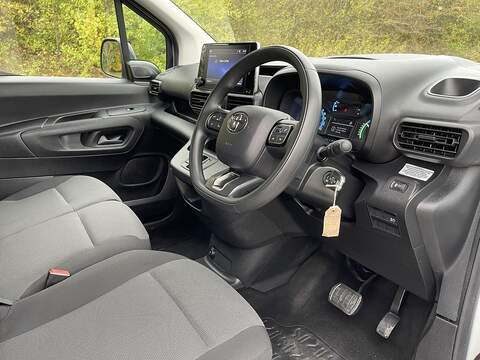 Toyota PROACE CITY 50kWh Icon Long Panel Van Auto LWB 5dr (7kW OBC) - U374