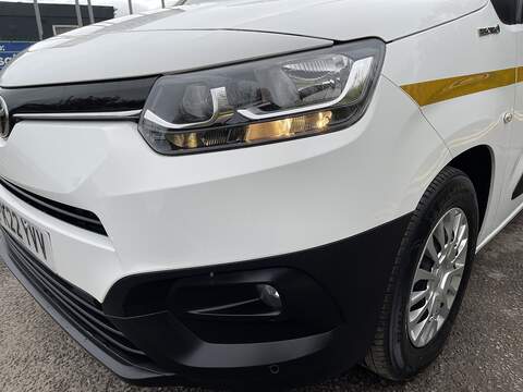 Toyota PROACE CITY 50kWh Icon Long Panel Van Auto LWB 5dr (7kW OBC) - U374