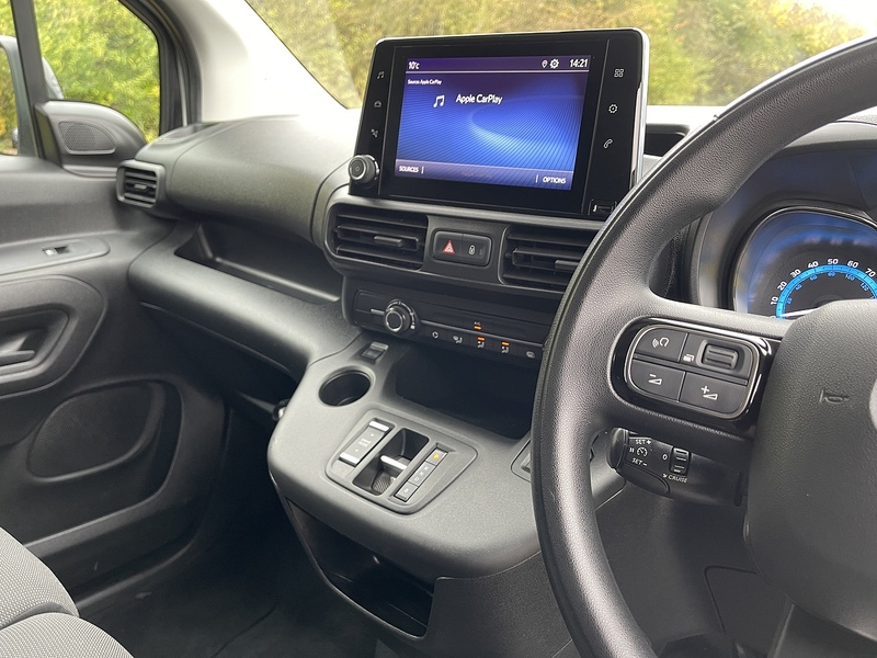 Toyota PROACE CITY 50kWh Icon Long Panel Van Auto LWB 5dr (7kW OBC) - U374