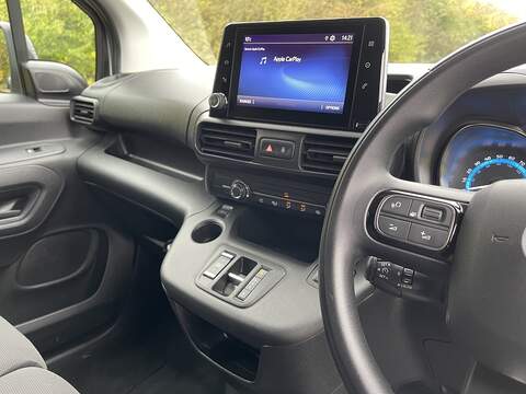 Toyota PROACE CITY 50kWh Icon Long Panel Van Auto LWB 5dr (7kW OBC) - U374