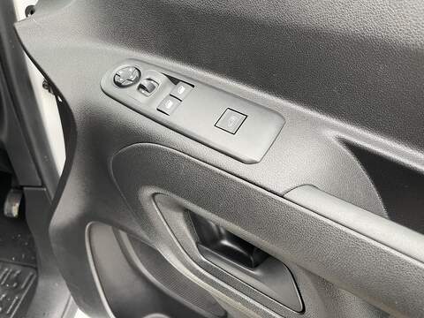 Toyota PROACE CITY 50kWh Icon Long Panel Van Auto LWB 5dr (7kW OBC) - U374