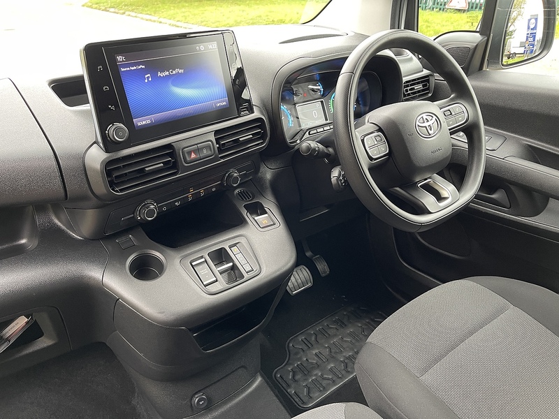 Toyota PROACE CITY 50kWh Icon Long Panel Van Auto LWB 5dr (7kW OBC) - U374