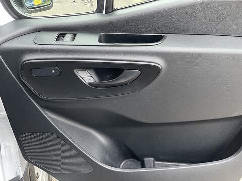 Mercedes-Benz eSprinter 55kWh Progressive Auto FWD L2 H2 5dr 20kW Charger - U376