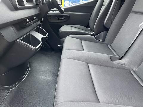 Mercedes-Benz eSprinter 55kWh Progressive Auto FWD L2 H2 5dr 20kW Charger - U376