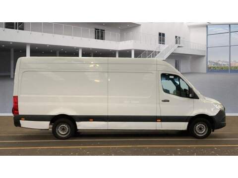 Mercedes-Benz Sprinter 2.0 315 CDI Progressive RWD L3 H2 Euro 6 (s/s) 5dr - U378