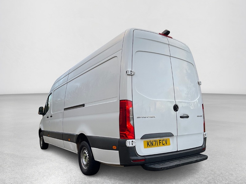 Mercedes-Benz Sprinter 2.0 315 CDI Progressive RWD L3 H2 Euro 6 (s/s) 5dr - U379