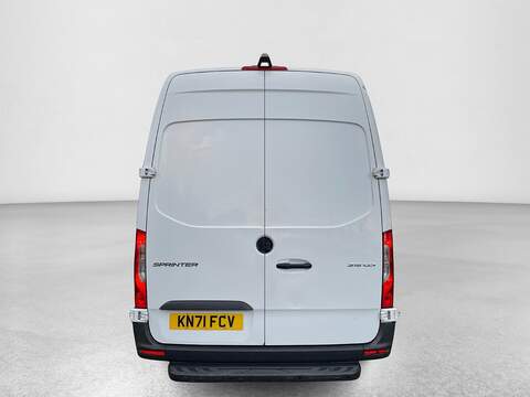 Mercedes-Benz Sprinter 2.0 315 CDI Progressive RWD L3 H2 Euro 6 (s/s) 5dr - U379